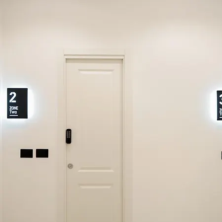 No Man's Land 罗马